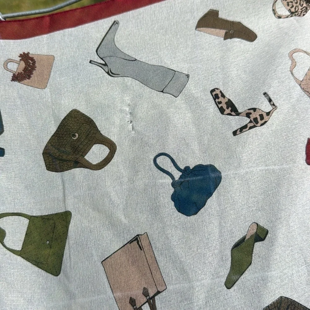 VTG Accessory Street Retro Scarf shoes And Handbags hair or neck 20x20